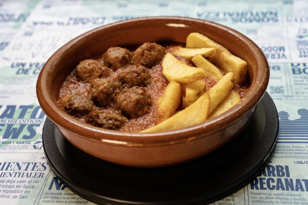Albóndigas en salsa de tomate